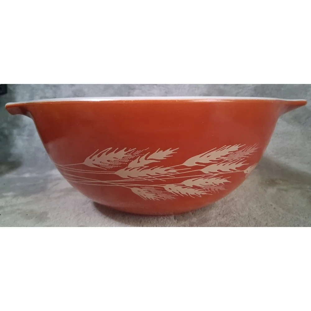 Pyrex this bowl